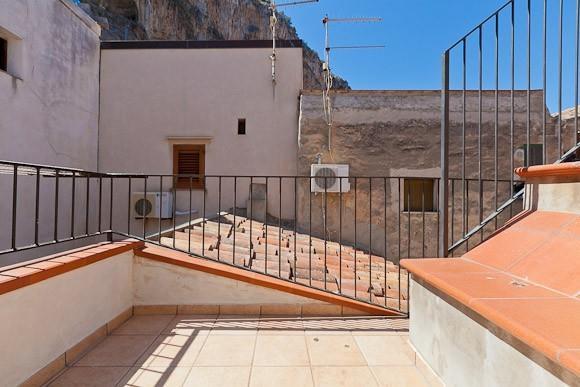 Terrazza Delle Mura Cefalu Ruang foto
